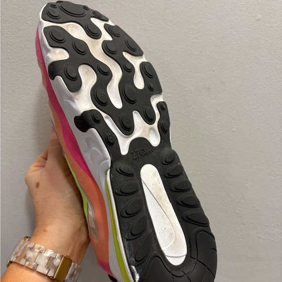 Nike Air Max 270 React - Picture 8 of 8